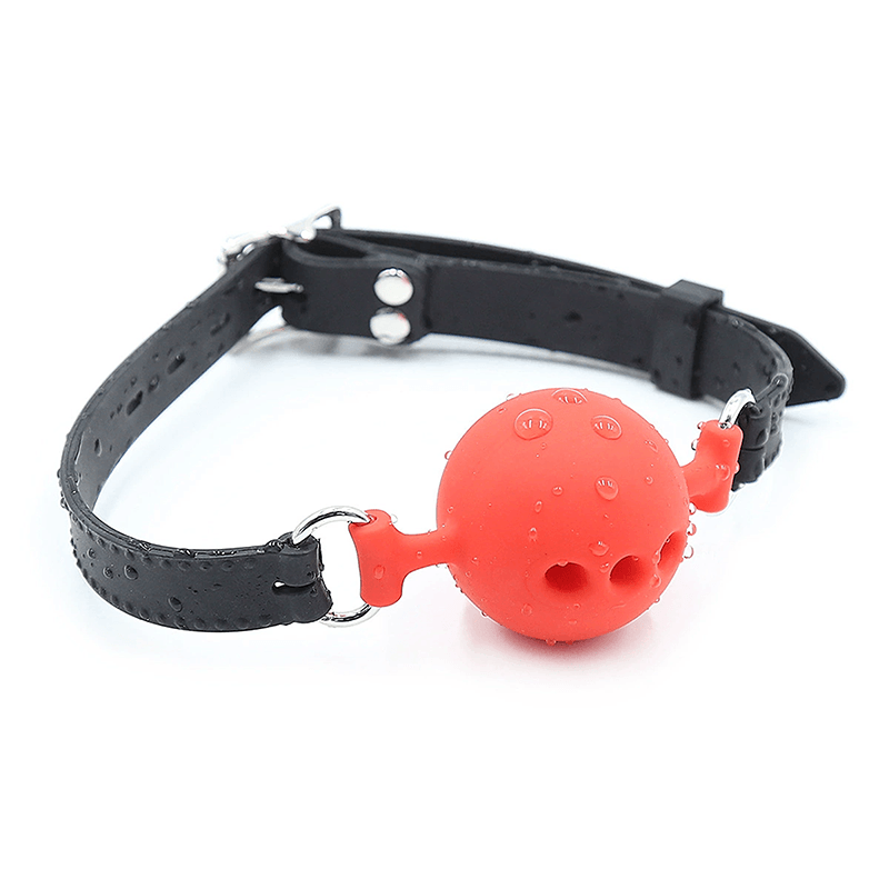 Silicone ball gag style C strap detail