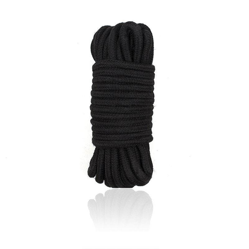 Brocade leather cuff style option for restraint play