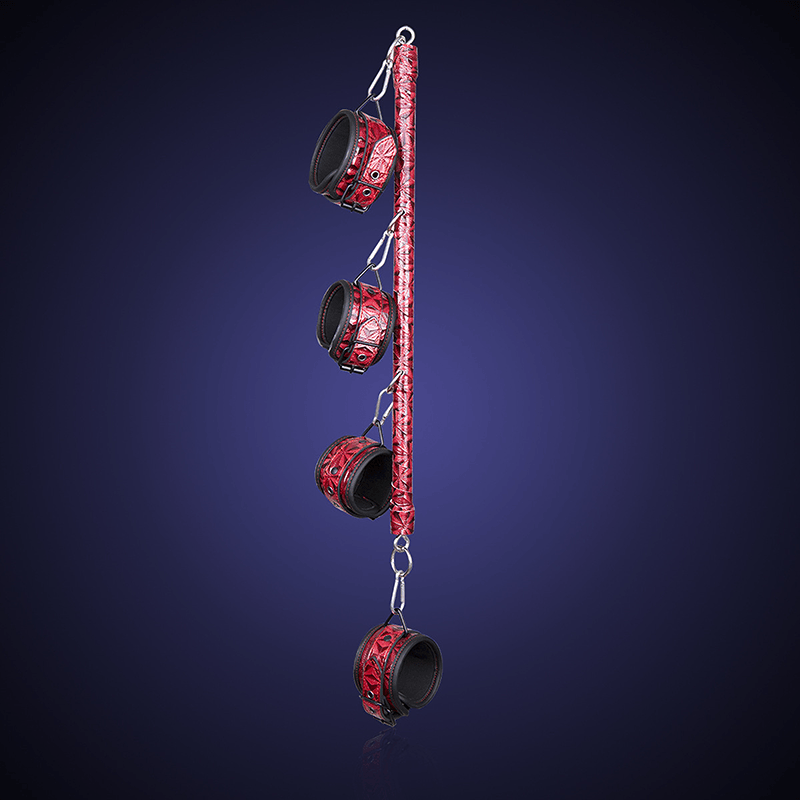 Diamond Pattern Spreader Bar Restraint Set style B front angle detail