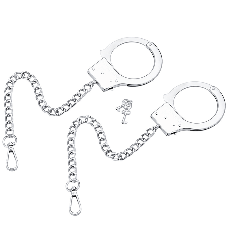 Stainless Steel Teardrop Butt Plug with Ring hardware and finish detail