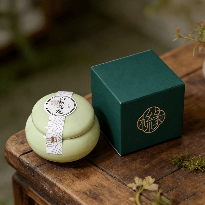 White Peach Oolong ceramic solid perfume balm in traditional Chinese style jar